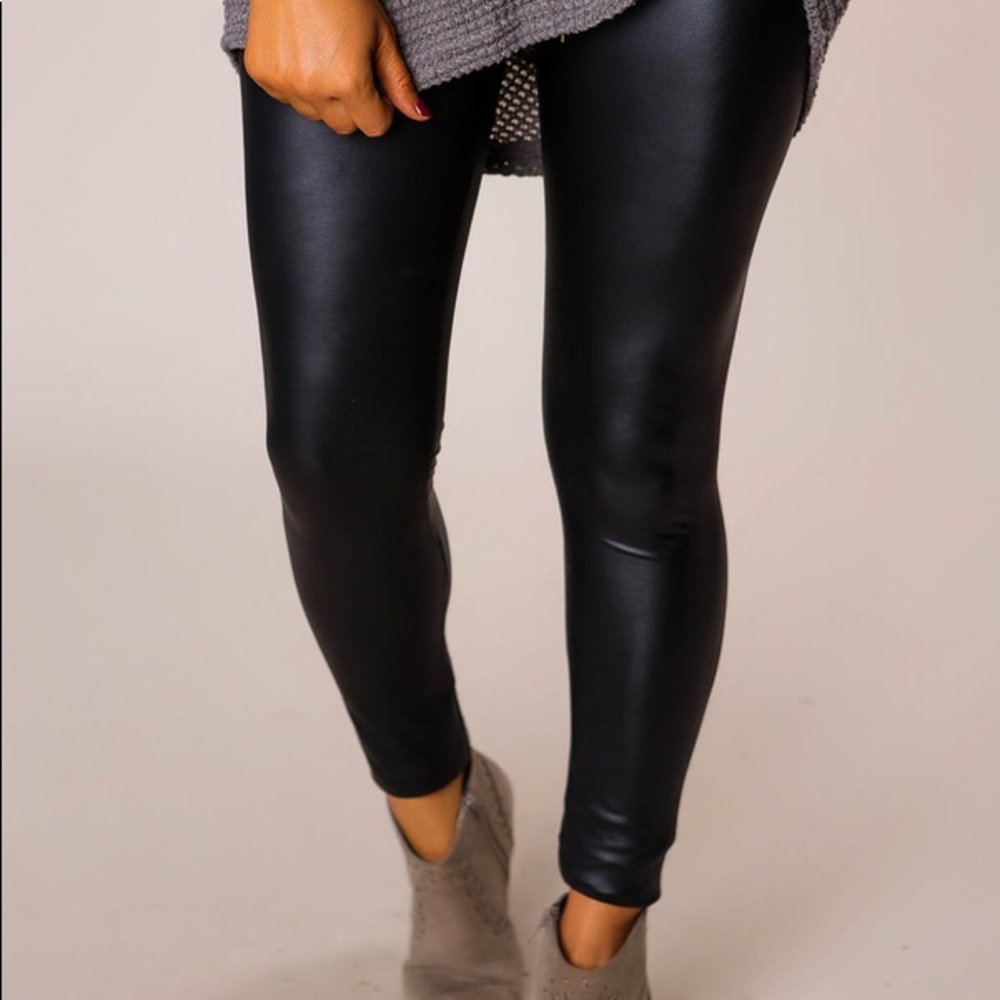 Faux leather leggings